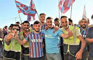Akkuyu NGS çalışanları, Trabzonspor’un şampiyonluğunu...