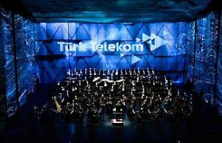 AKM’in Türk Telekom Opera Salonu’nda gala gecesine...