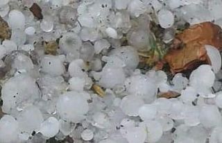 Aladağlar’a kar yağdı