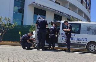 Alanya’da tur minibüsünü çalan turist yakalandı