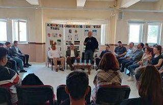 Alanyaspor Başkanı Çavuşoğlu öğrenciler ile...