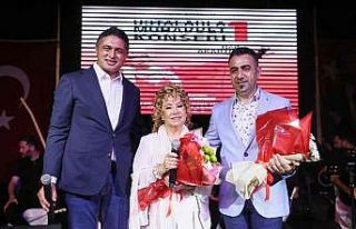 Aliağa’da Bedia Akartürk rüzgarı