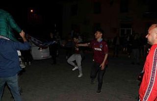 Amasya’da Trabzonspor taraftarlarının şampiyonluk...