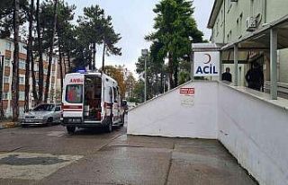 Annesinin kullandığı ilacı içen 11 aylık bebek...