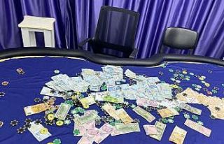 Antalya’da kumar oynayan 140 şahsa 254 bin TL ceza