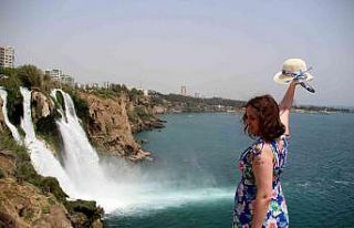 Antalya’nın dünyaca ünlü Düden Şelalesi’nde...