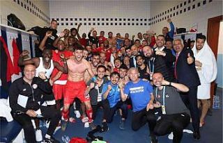 Antalyaspor, yenilmezlik serisini 15 maça yükseltti