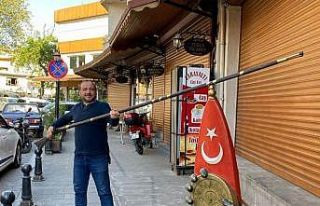 Antikacı 3 metrelik tüfek yaptı, hedefi Guinness’e...