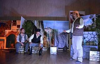 ’Asker Makbule’ oyunu ayakta alkışlandı