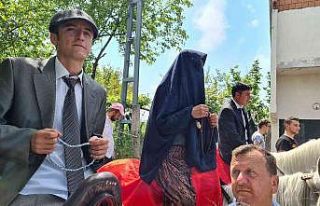 At üstünde gelin alma geleneği yeniden canlandı