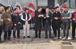 Aydemir’den sporcu gençlere övgü