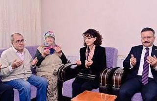 Aydın protokolü, Bayramı şehit aileleri ve gazilerle...