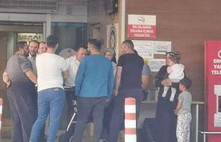 Bahşiş toplarken düğün konvoyundaki aracın çarptığı...
