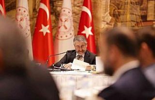 Bakan Nebati konut sektörü temsilcileri ile bir...