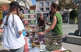 Balıkesir’de özel öğrencilerin eserleri göz...