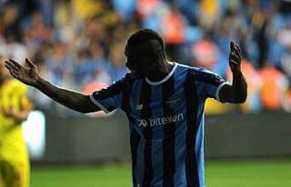 Balotelli’nin 5 gollük performansı dünya gündeminde