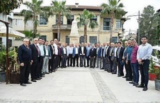 Başkan Bozdoğan, bayramda muhtarların talep ve...