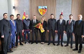Başkan Çelik, final öncesi Kayserispor’u ziyaret...