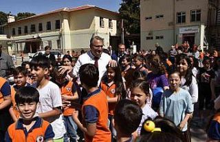 Başkan Çerçi ilkokul öğrencileriyle buluştu