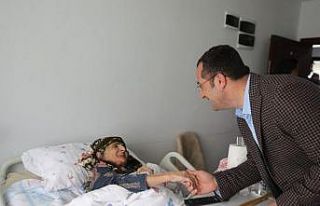 Başkan Ekim Anneler Günü’nde Huzurevini ziyaret...