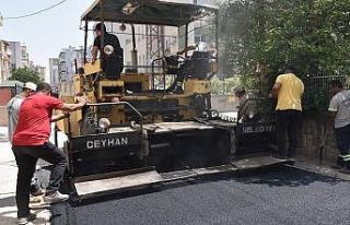 Başkan Erdem: "Ceyhan’da bozuk yol kalmayacak"