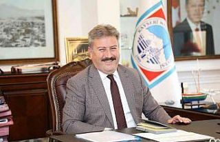 Başkan Palancıoğlu: "Annelerimize gönül...