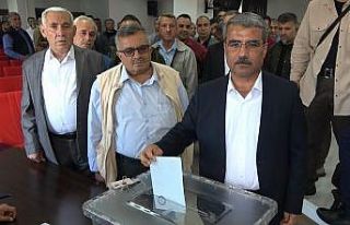 Başkan Ziya Duranay, yeniden başkan seçildi