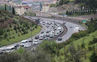 Bayram dönüşü TEM’de yoğunluk