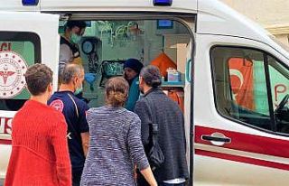 Bayram günü komşular birbirine girdi, anne ve oğlu...