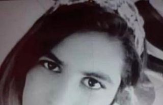 Belinden çıkarıp gösterdiği silah ateş aldı,...