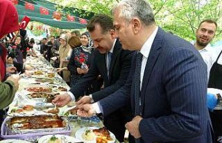 Bigadiç’te binlerce vatandaş festivalde bir araya...