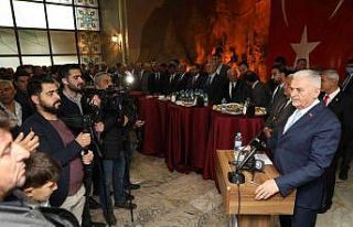Binali Yıldırım’a memleketi Erzincan’da sevgi...