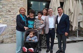 Bodrum ilçe protokolü halkla bayramlaştı