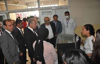 Bulanık’ta TÜBİTAK Bilim Fuarı açıldı