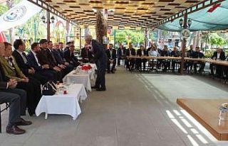 Burhaniye’ de resmi bayramlaşma töreni yapıldı