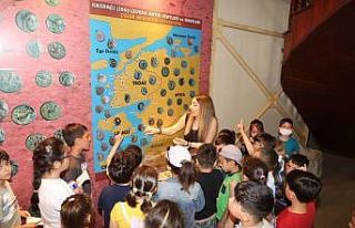 Burhaniye müzesi ilgi gördü