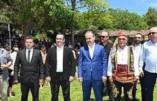 Bursa Büyükşehir Belediyesporlu güreşçiler ‘Er...