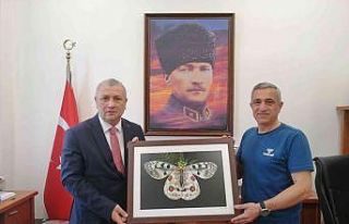 Bursa Vali Yardımcısı Mustafa Özsoy’a anlamlı...