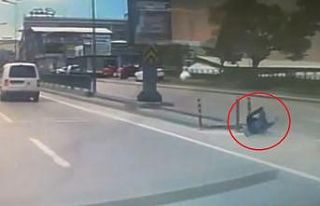Bursa’da görülmemiş kaza..Motosiklet sürücüsünün...