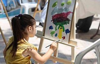 Bursalılar tuval başında