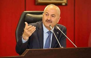 Büyükgöz: "Belediyemizi büyük bir faiz yükünden...