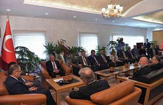 Büyükkılıç’tan Özhaseki ile birlikte Kayseri...