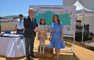 Büyükşehir çocuklara kitap sevgisi aşılıyor