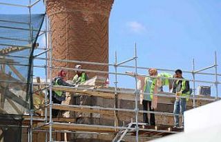 Cacabey Medresesinde restorasyon çalışmaları başladı