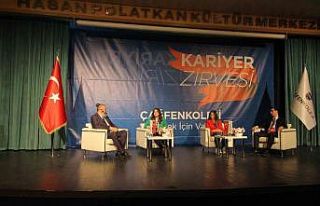 Çağfen öğrencileri ve mezunları Kariyer Zirvesi’nde...