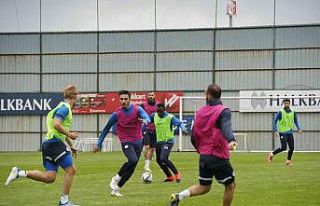 Çaykur Rizespor’da, Yeni Malatyaspor maçı hazırlıkları...