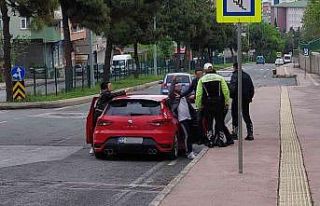 Ceza yazılıp ehliyetine el konulan sürücü ile...