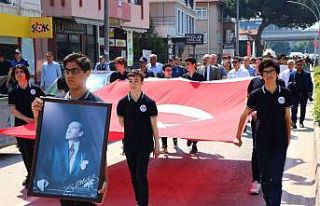 Çiftlikköy’de Gençlik Yürüyüşü yapıldı