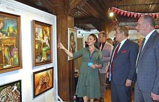 Çınarcıklı kursiyerlerden resim sergisi