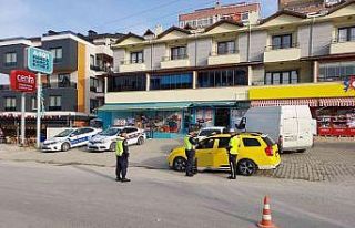 Çınarcık’ta jandarmadan trafik denetimleri